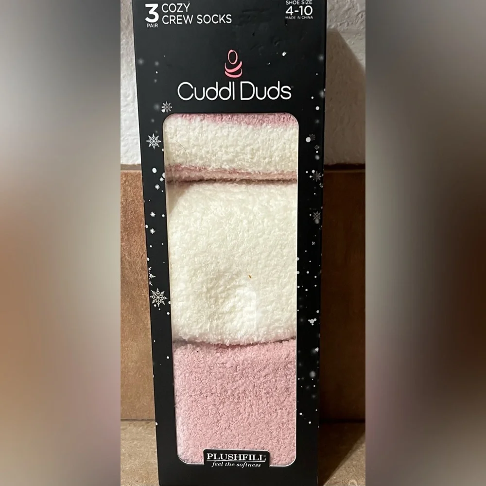 Cuddl Duds Cozy Crew Socks - Pink and Cream